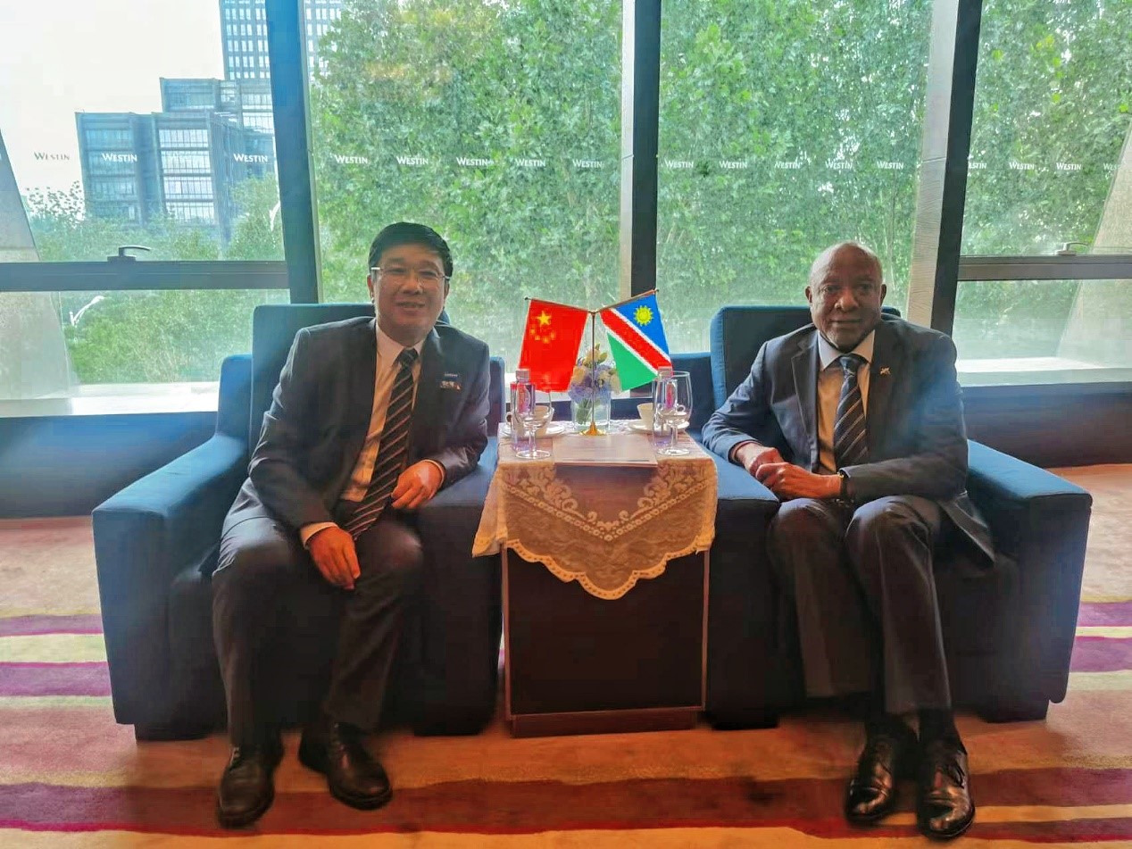 中非合作论坛期间米兰资源 董事长王平卫拜会三国总统